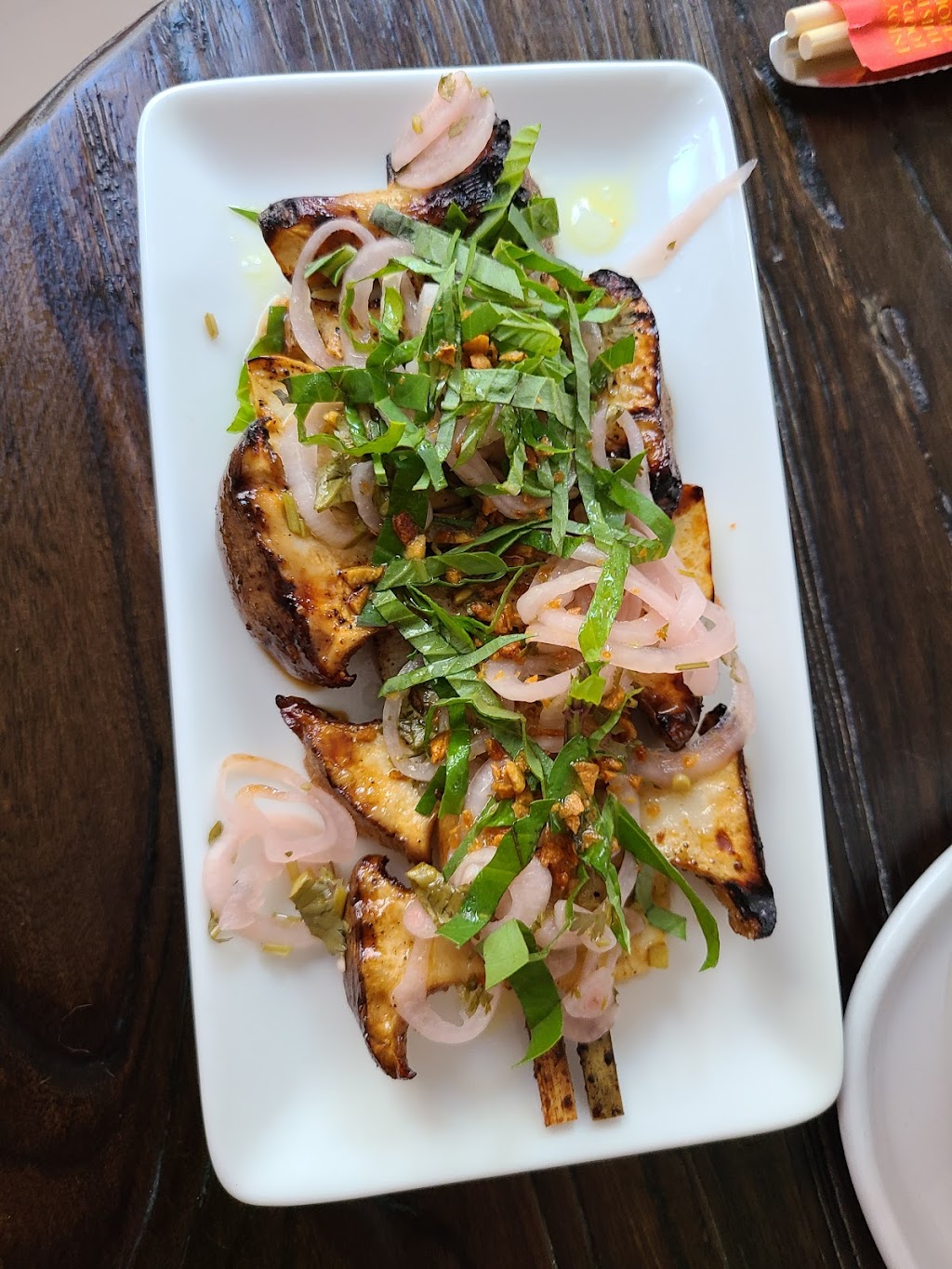 The Gaslight | restaurant | 3 N Union St, Nantucket, MA 02554, USA | 5082286464 OR +1 508-228-6464