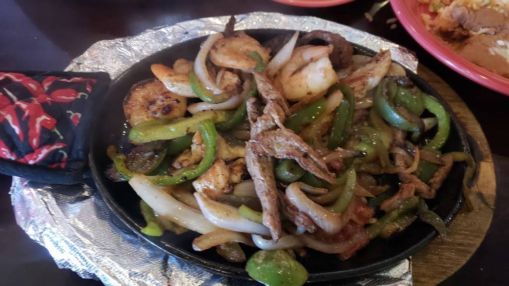 Quesadillas | restaurant | 249 Church St, Amherst, OH 44001, USA | 4409880399 OR +1 440-988-0399