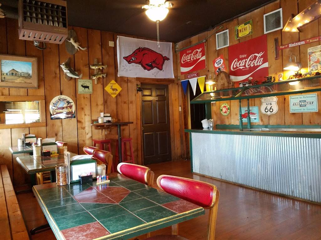 Pizza Barn | restaurant | 2 S Adair St, Greenwood, AR 72936, USA | 4799964343 OR +1 479-996-4343