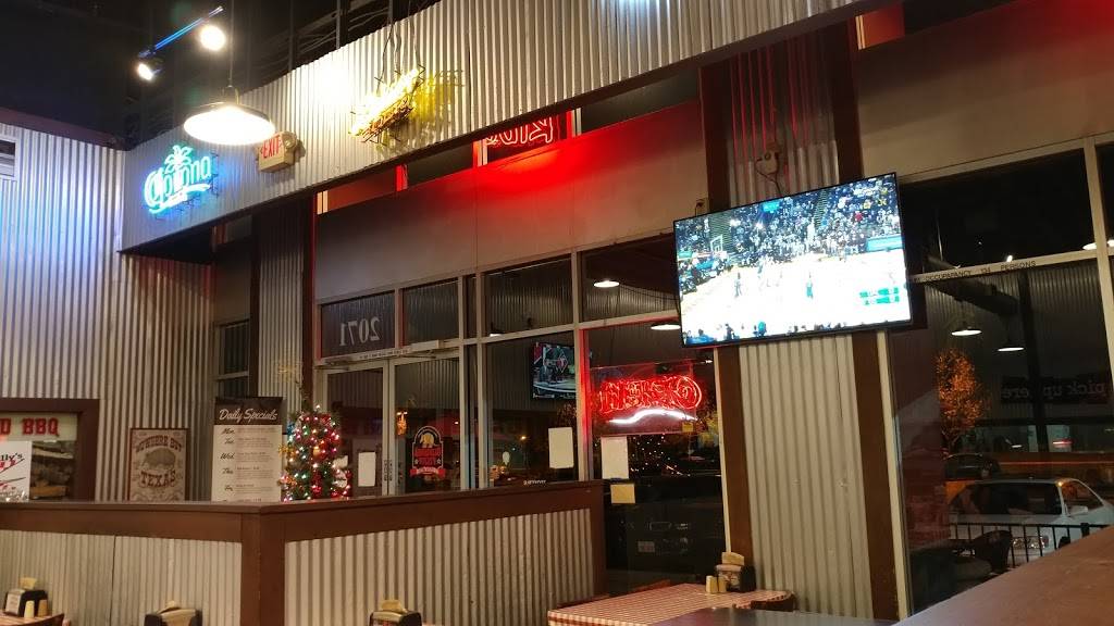 Armadillo Willys BBQ | restaurant | 2071 Camden Ave, San Jose, CA 95124, USA | 4083719033 OR +1 408-371-9033