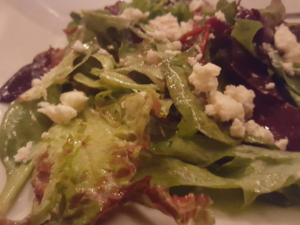 The Real Macaw Restaurant | restaurant | 3275 Bayshore Dr, Naples, FL 34112, USA | 2397321188 OR +1 239-732-1188