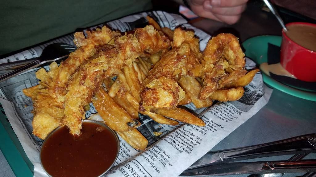 The Freckled Fin Restaurant | restaurant | 5337 Gulf Dr #600, Holmes Beach, FL 34217, USA | 9412513930 OR +1 941-251-3930