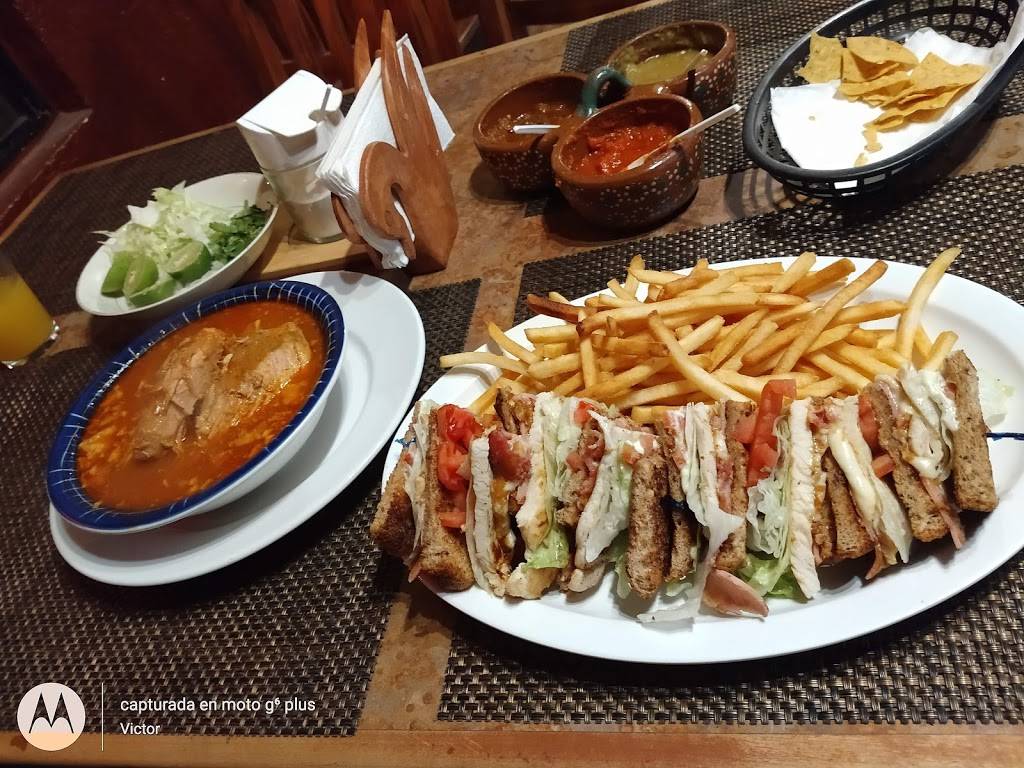 Restaurant los Panchos | restaurant | Avenida Josefa O. de Domínguez 1050, Independencia, 22480 Ensenada, B.C., Mexico | 016462066316 OR +52 646 206 6316