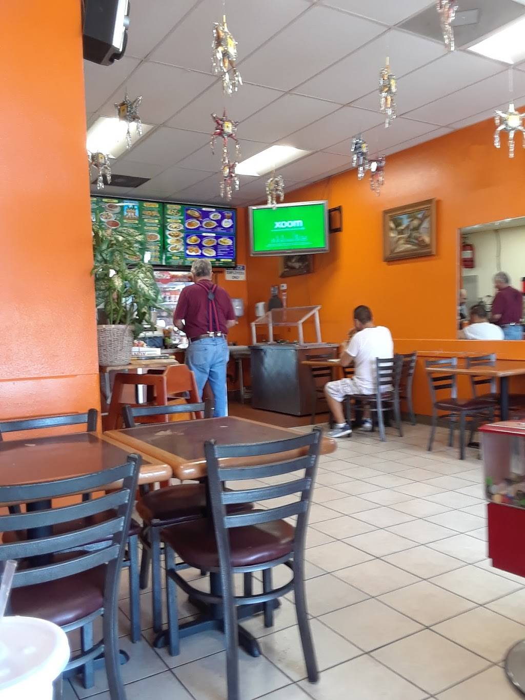 Los Amigos | restaurant | 3935 Mission Ave, Oceanside, CA 92058, USA | 7604350921 OR +1 760-435-0921