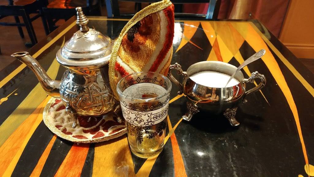 Maison de thé Cha Noir | cafe | 4611 Rue Wellington, Verdun, QC H4G 1X1, Canada | 5147691242 OR +1 514-769-1242