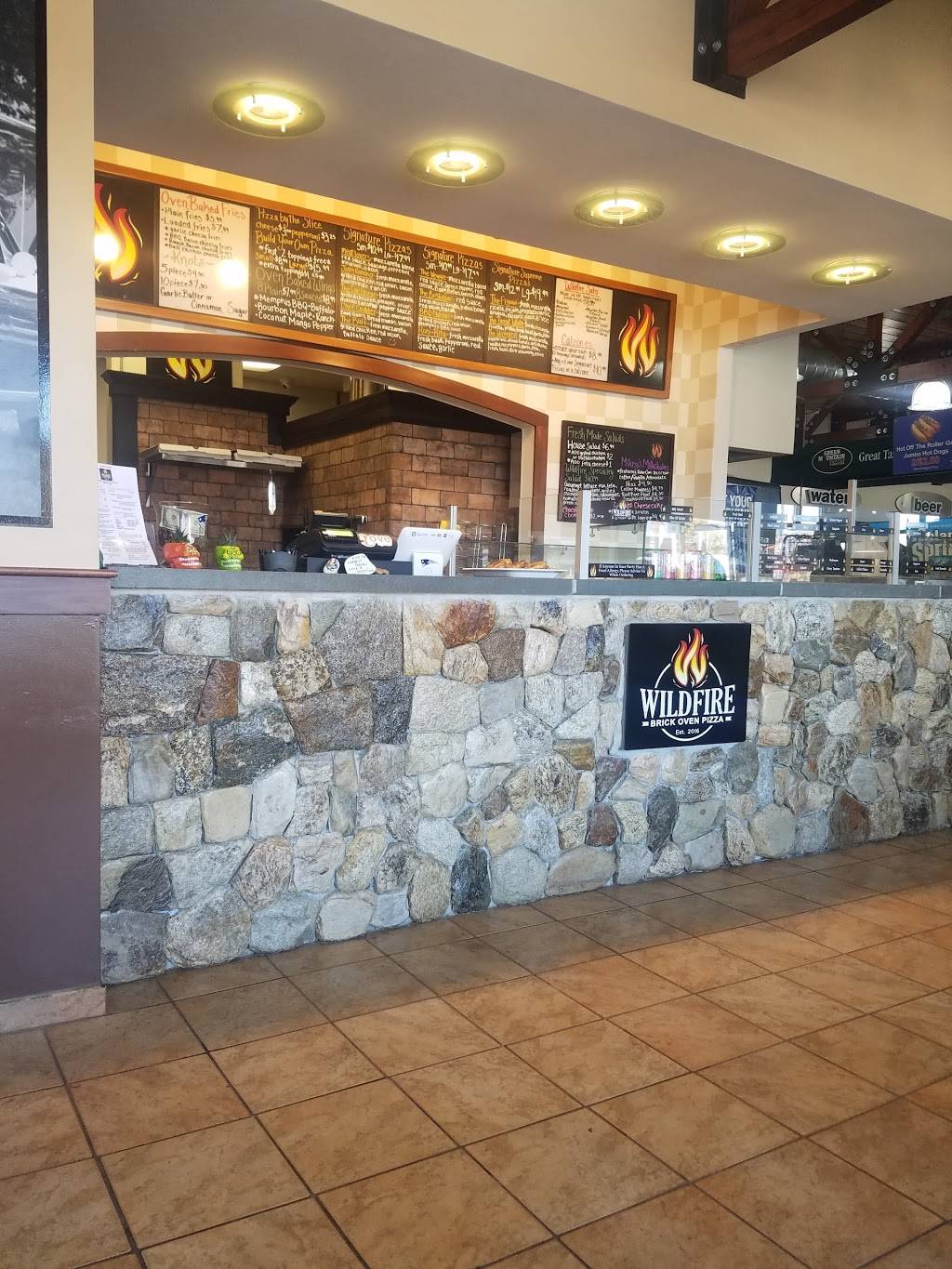 Wildfire Brick Oven Pizza | restaurant | 414 Nathan Ellis Hwy, Mashpee, MA 02649, USA | 5084776666 OR +1 508-477-6666