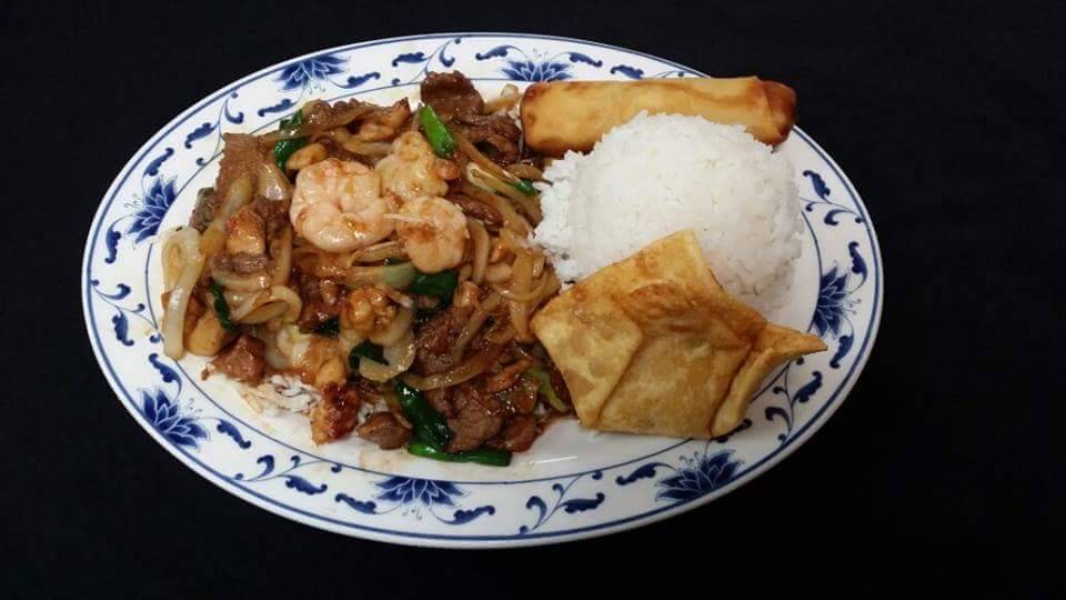 Tsing Tsao Chinese Fast Food | restaurant | 2231 E University Ave, Des Moines, IA 50317, USA | 5152622775 OR +1 515-262-2775