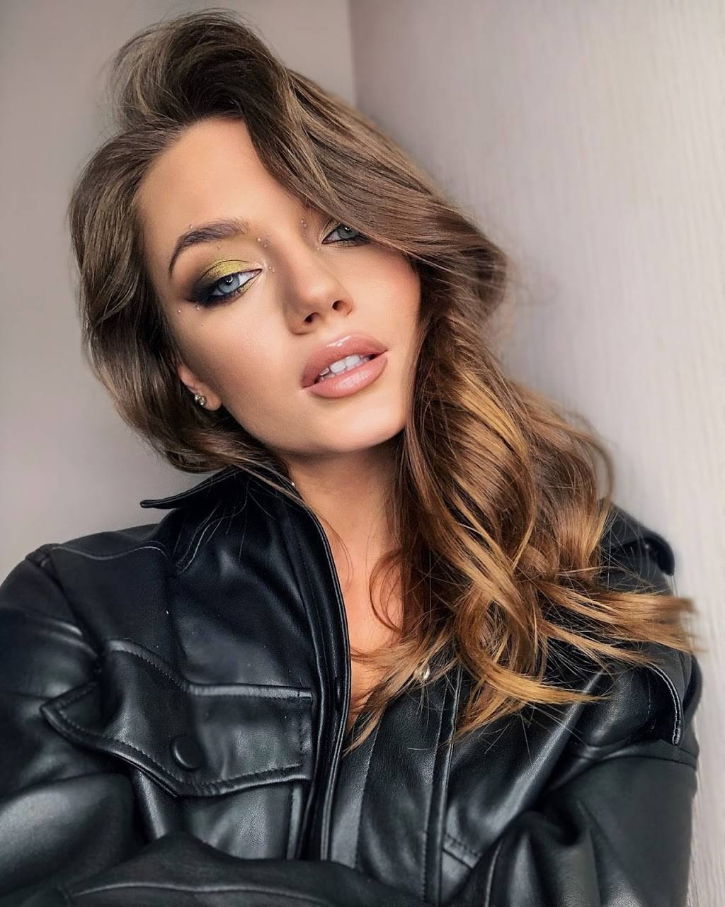 MyCompany | restaurant | 890 Lafayette Ave, Brooklyn, NY 11221, USA | 9174399087 OR +1 917-439-9087