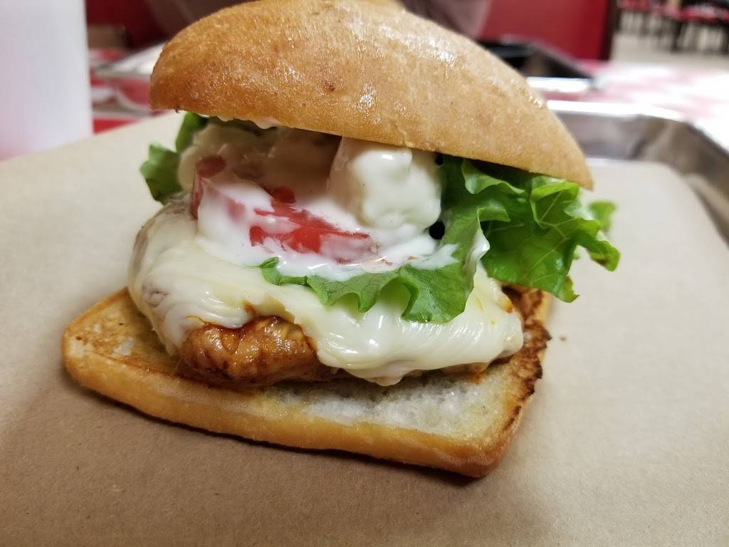 When Pigs Fly BBQ | restaurant | 7011 W Central Ave #116, Wichita, KS 67212, USA | 3162952150 OR +1 316-295-2150