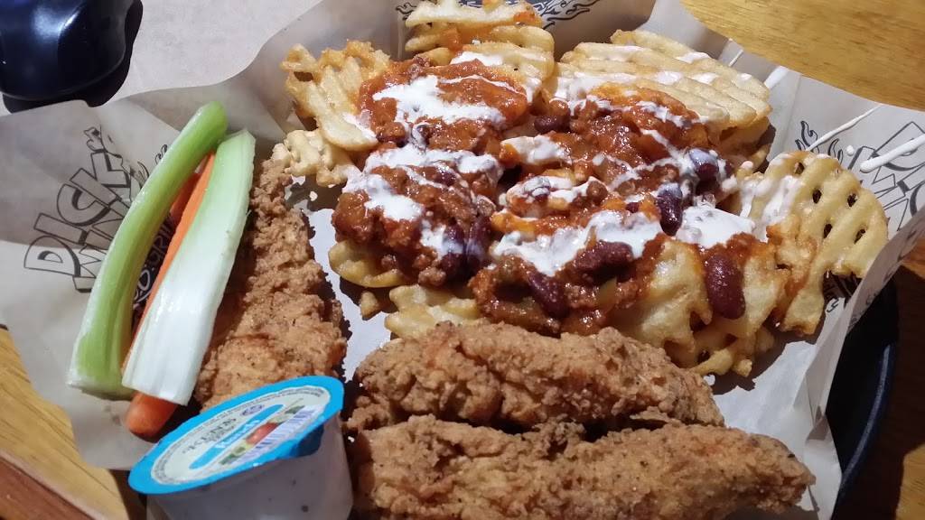 Dick’s Wings And Grill Augustine, FL | restaurant | 4010 U.S. 1 S S, St. Augustine, FL 32086, USA | 9045472669 OR +1 904-547-2669