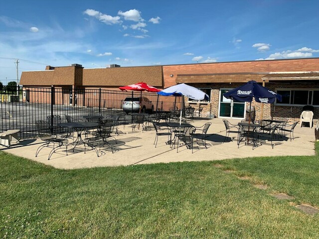 Tinley Bowl | restaurant | 7601 183rd St, Tinley Park, IL 60477, USA | 7085322955 OR +1 708-532-2955