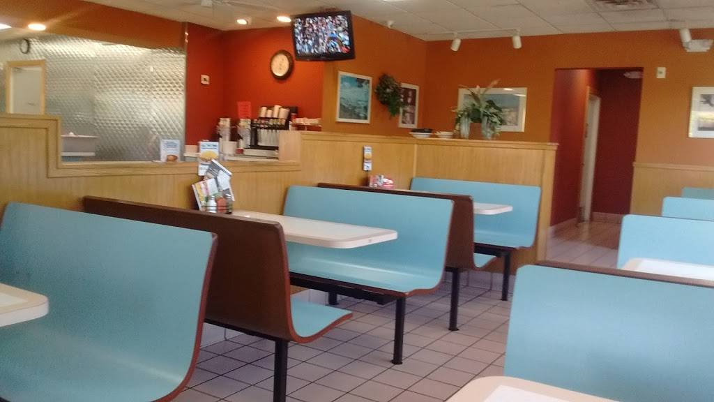 Gold Star Chili | restaurant | 6531 Winton Rd, Cincinnati, OH 45224, USA | 5135415170 OR +1 513-541-5170