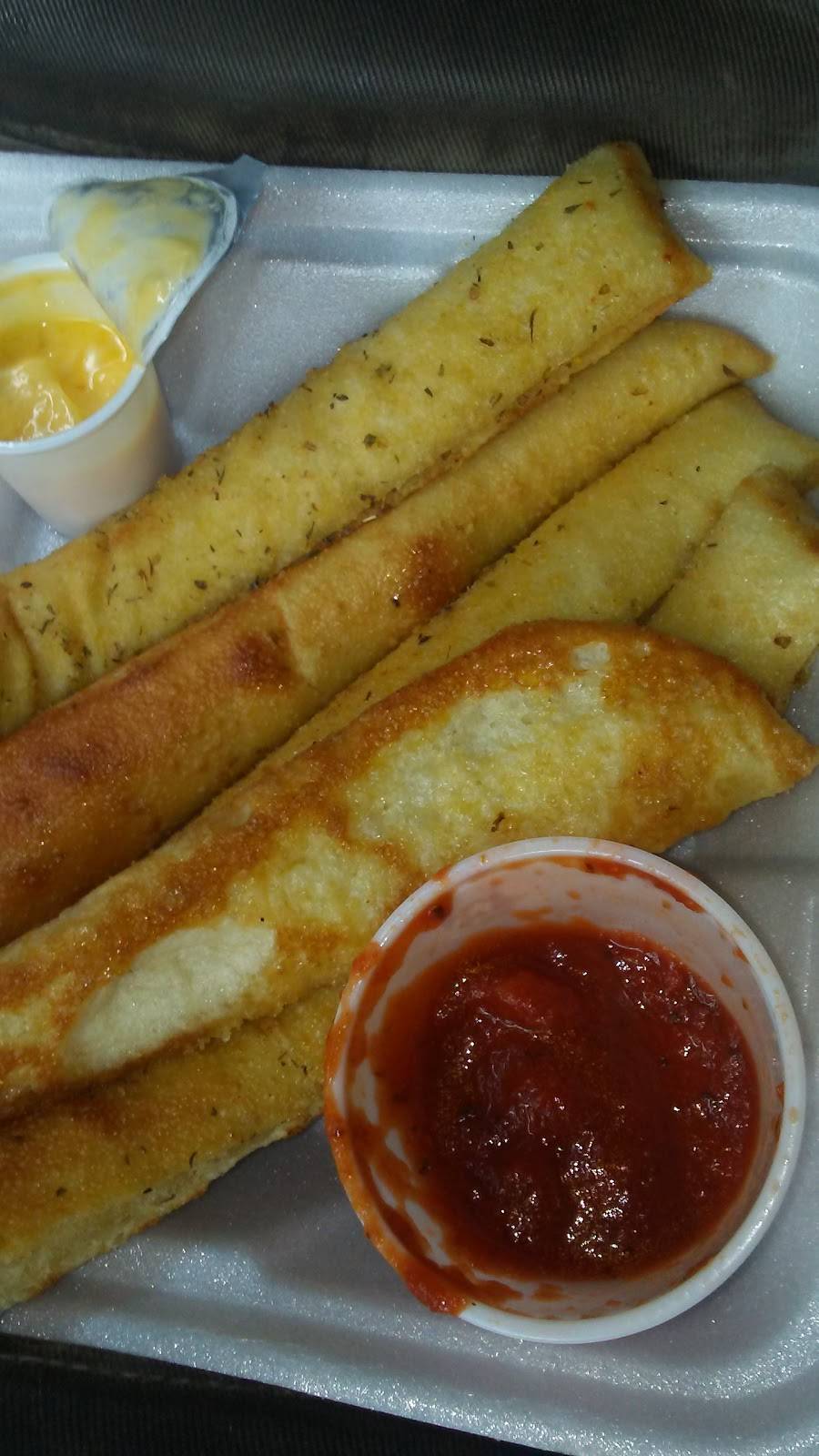 Buckeye Deli & Grocery | meal takeaway | 124 Millersburg St, Nashville, OH 44661, USA | 3303785663 OR +1 330-378-5663