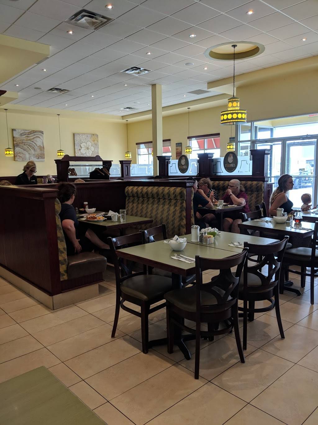 Eggspress | restaurant | 17665 Rue Charles, Mirabel, QC J7J 1P3, Canada | 4504201212 OR +1 450-420-1212