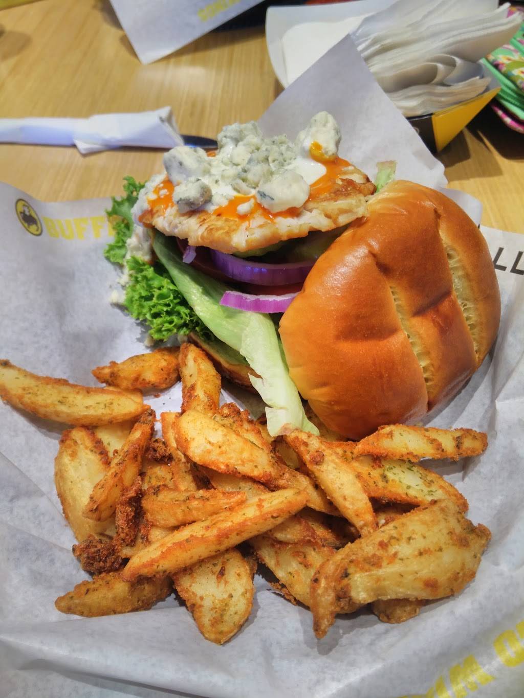 Buffalo Wild Wings | meal takeaway | 15 South Ave, Burlington, MA 01803, USA | 7813651907 OR +1 781-365-1907