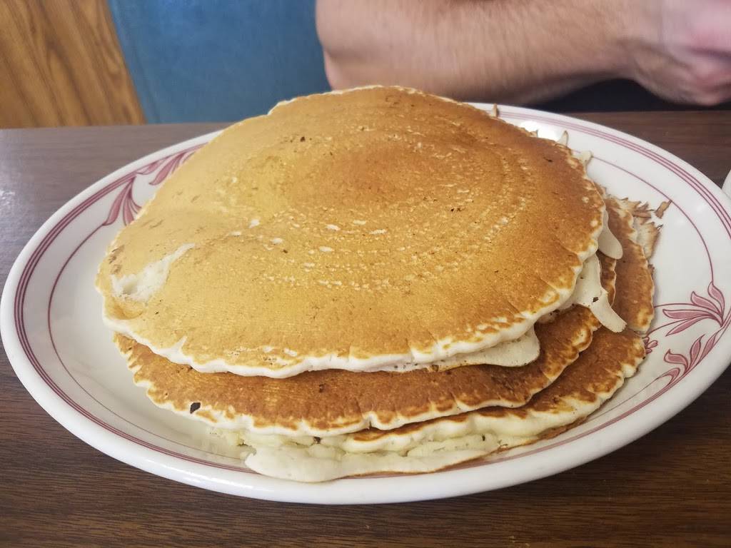 Virginias Cafe | cafe | 3820 Cornhusker Hwy, Lincoln, NE 68504, USA | 4024649885 OR +1 402-464-9885