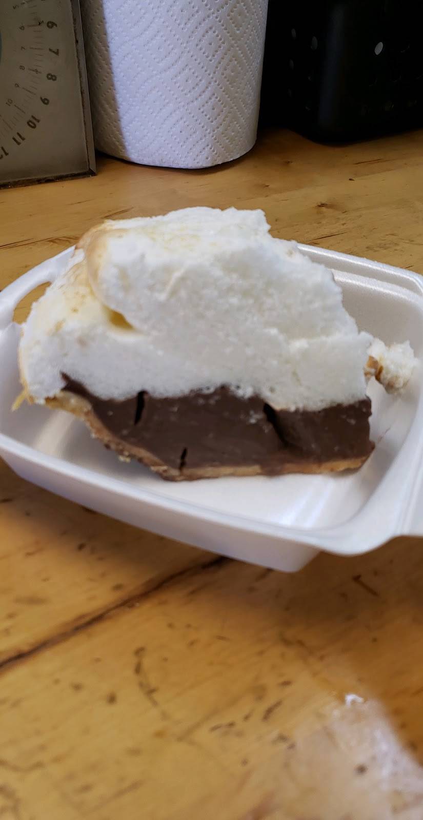 Farmhouse Kitchen & Bakery | restaurant | 246 Main St, Claysville, PA 15323, USA | 7246637650 OR +1 724-663-7650