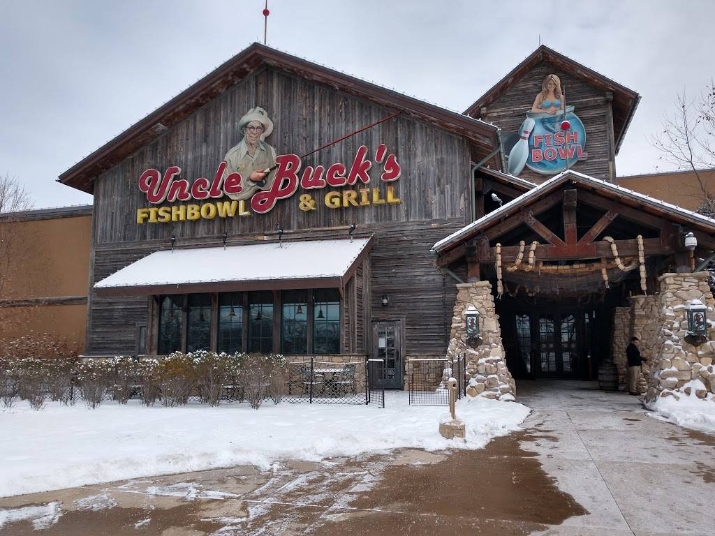 Uncle Bucks Fish Bowl and Grill | restaurant | 1000 Bass Pro Shops Dr, East Peoria, IL 61611, USA | 3094273300 OR +1 309-427-3300