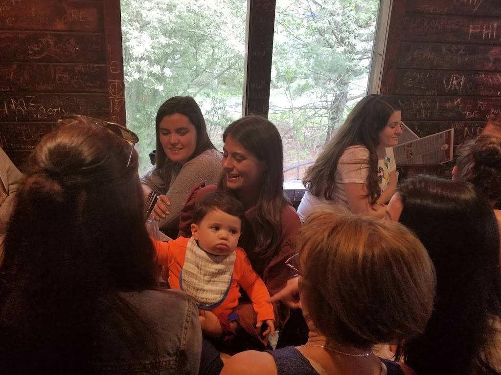 Teds Restaurant & Bar | restaurant | 16 King Hill Rd, Storrs, CT 06268, USA | 8604299545 OR +1 860-429-9545