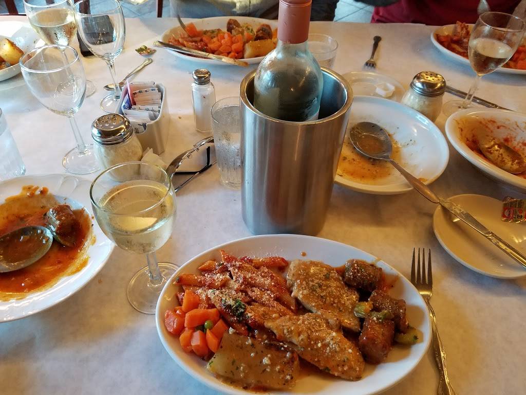 Amici Ristorante | restaurant | 7620 N Milwaukee Ave, Niles, IL 60714, USA | 8479670606 OR +1 847-967-0606