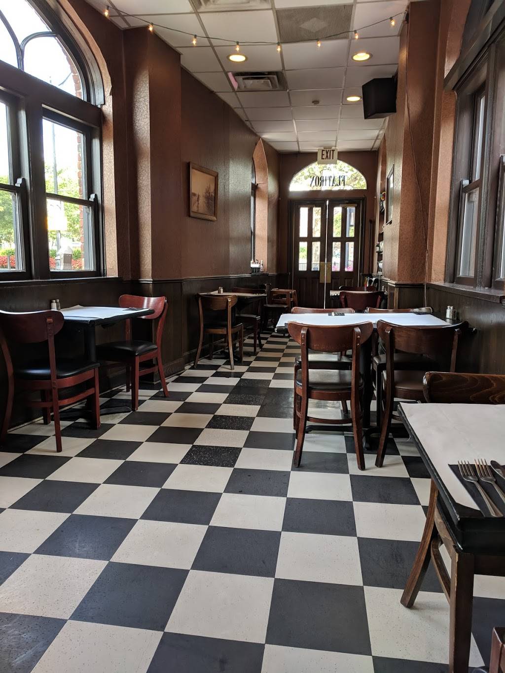 Flatiron Bar & Diner | restaurant | 129 E Nationwide Blvd, Columbus, OH 43215, USA | 6144610033 OR +1 614-461-0033