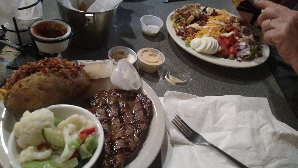 Wyatt Earps Steak House | restaurant | 102 E Court Square suit DU, Covington, TN 38019, USA | 9016172156 OR +1 901-617-2156