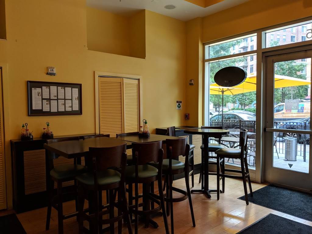 Four Sisters Grill | restaurant | 3035 Clarendon Blvd, Arlington, VA 22201, USA | 7032439020 OR +1 703-243-9020