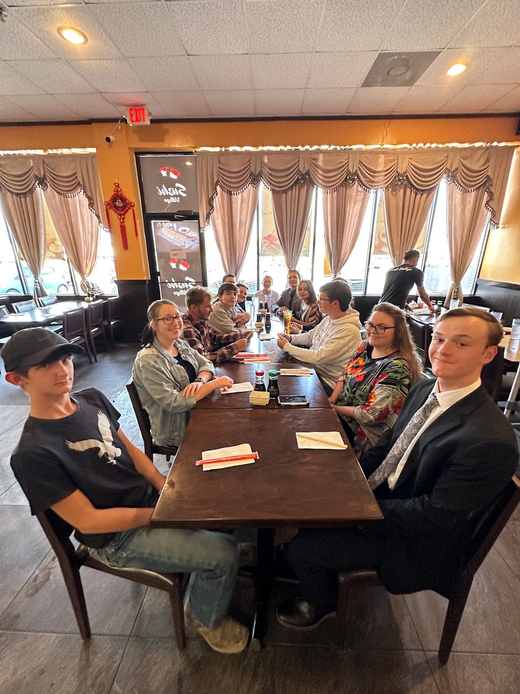 Sushi Village | restaurant | 190 Marketplace Dr, Richland, MS 39218, USA | 6019320333 OR +1 601-932-0333