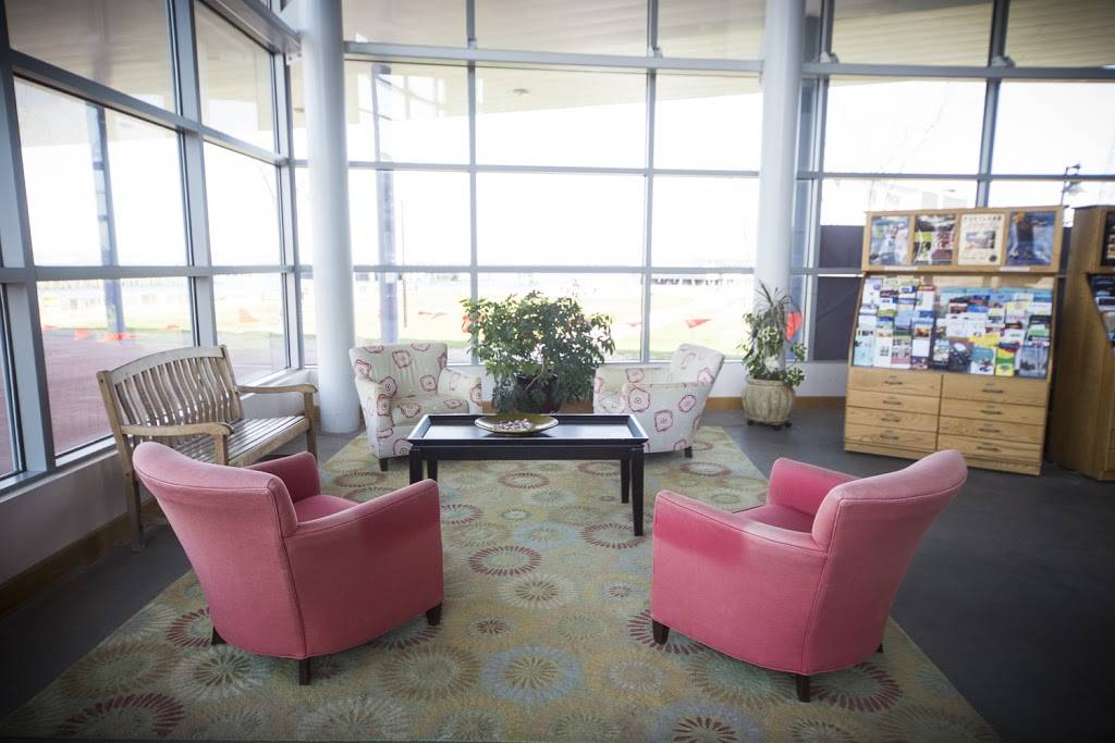 Visit Portland | shopping mall | 14 Ocean Gateway Pier, Portland, ME 04101, USA | 2077725800 OR +1 207-772-5800