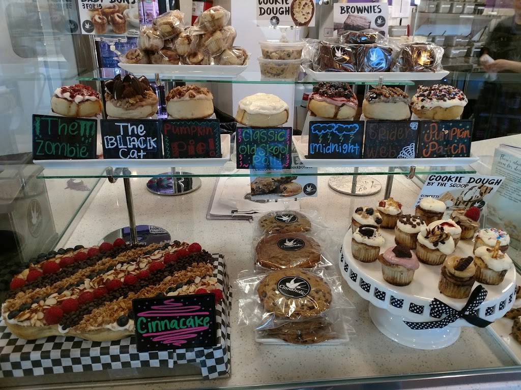 Cinnaholic | bakery | 115 E San Carlos St, San Jose, CA 95112, USA | 4083515400 OR +1 408-351-5400