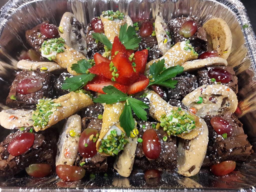 Frankies Beef Pasta & Catering | restaurant | 5721 W 95th St, Oak Lawn, IL 60453, USA | 7084234444 OR +1 708-423-4444