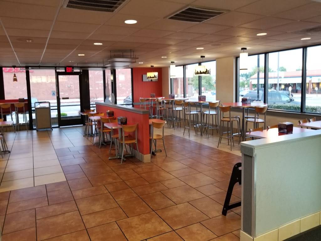 Jack in the Box | restaurant | 9970 Kennerly Rd, St. Louis, MO 63128, USA | 3148422180 OR +1 314-842-2180