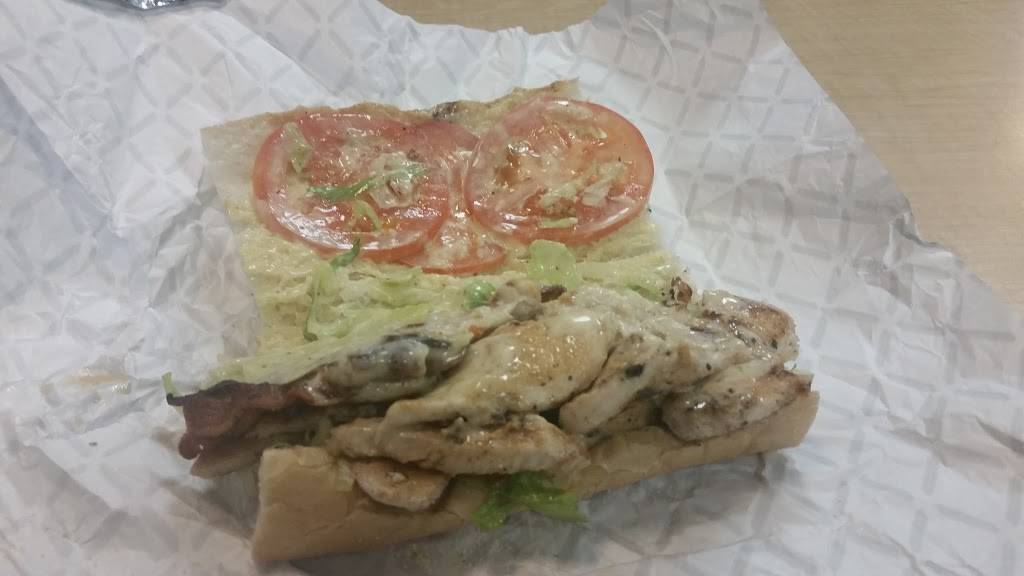 DAngelo Grilled Sandwiches | restaurant | 689 Main St, Falmouth, MA 02540, USA | 5085488980 OR +1 508-548-8980