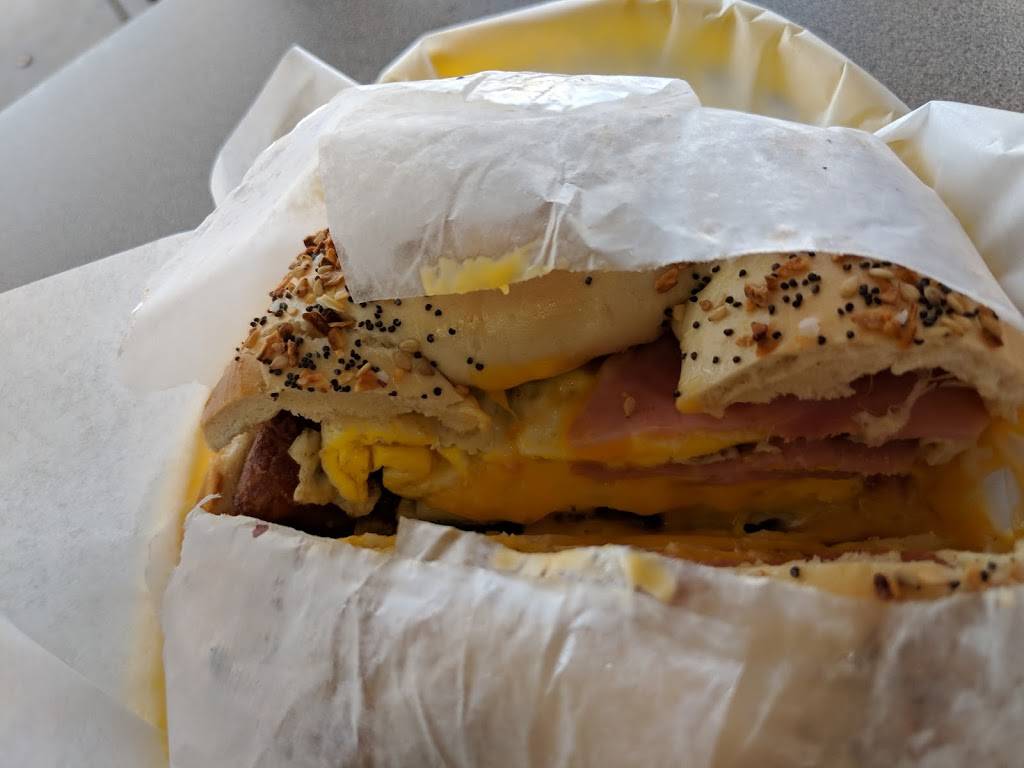 Bagel Port Cafe & Deli | restaurant | 9666 N Kings Hwy, Myrtle Beach, SC 29572, USA | 8439459024 OR +1 843-945-9024