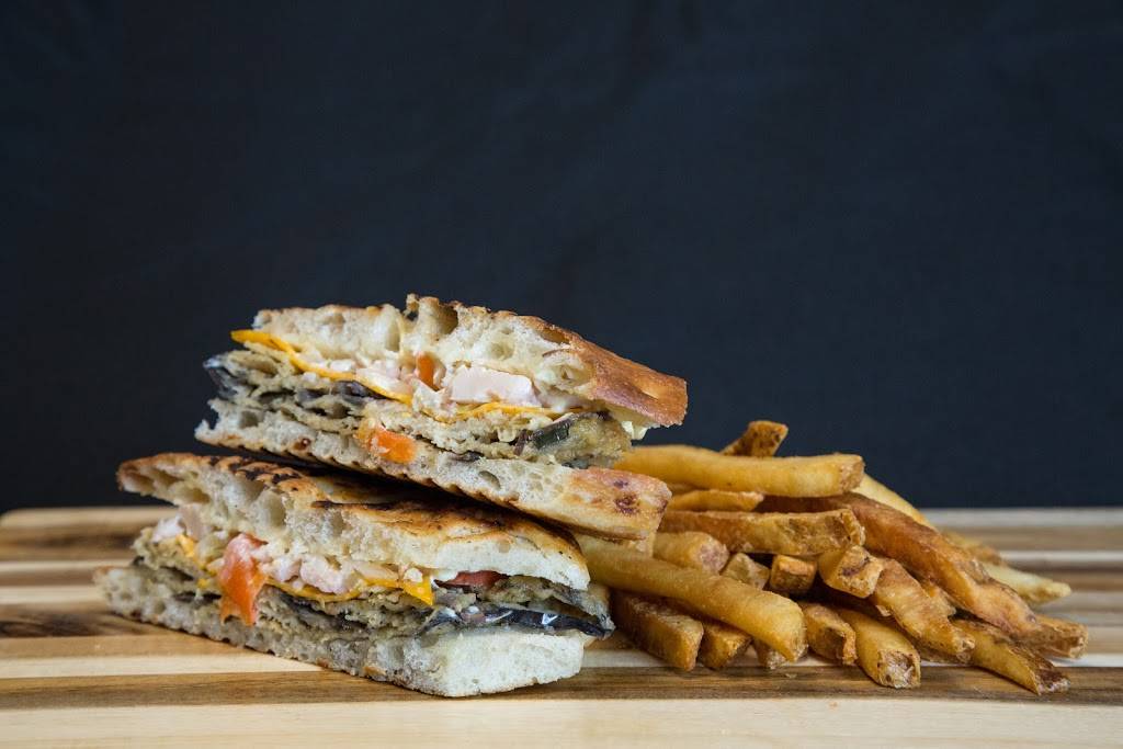 Observatory | restaurant | 1385 Woodroffe Ave A170, Nepean, ON K2G 1V8, Canada | 61372747236017 OR +1 613-727-4723 ext. 6017