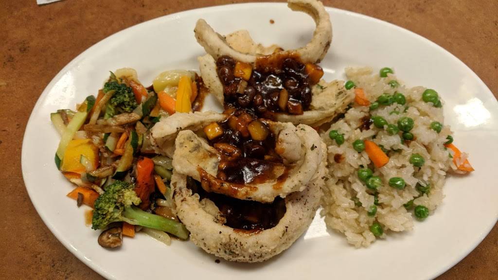 Tujax Tu | restaurant | 1-9 126th Ave, Wayland, MI 49348, USA | 2695251555 OR +1 269-525-1555