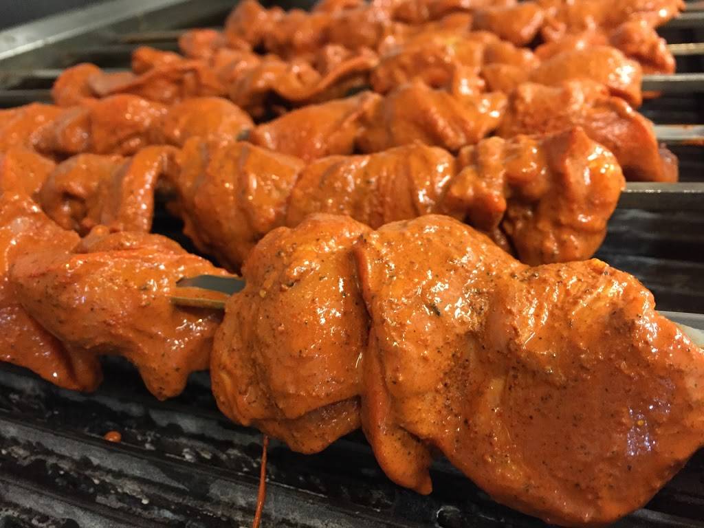 Radhikas Kitchen | restaurant | 825 W Higgins Rd, Schaumburg, IL 60195, USA | 8477648100 OR +1 847-764-8100