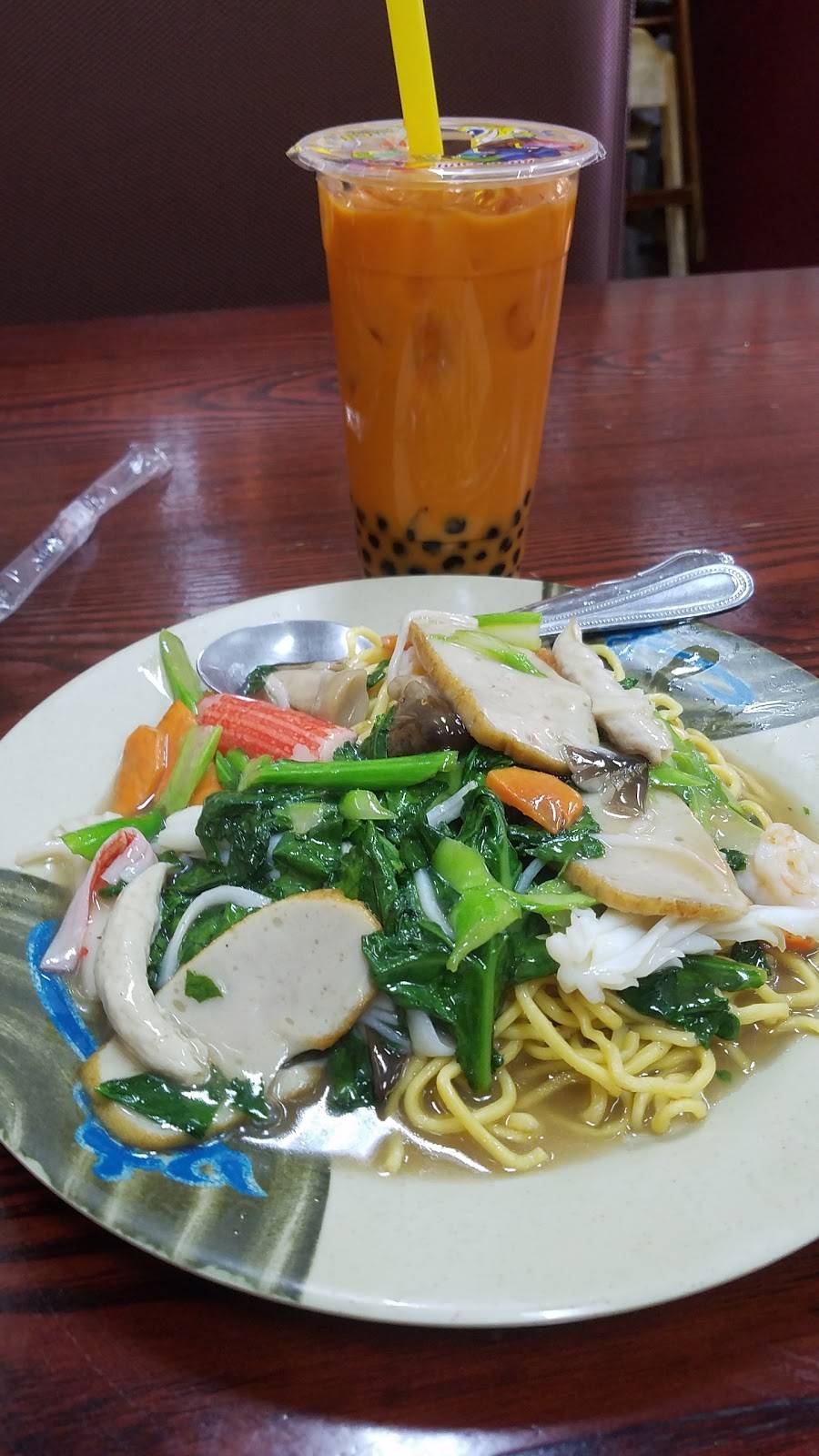 Kim Chuy Restaurant | restaurant | 727 N Broadway # 103, Los Angeles, CA 90012, USA | 2136877215 OR +1 213-687-7215