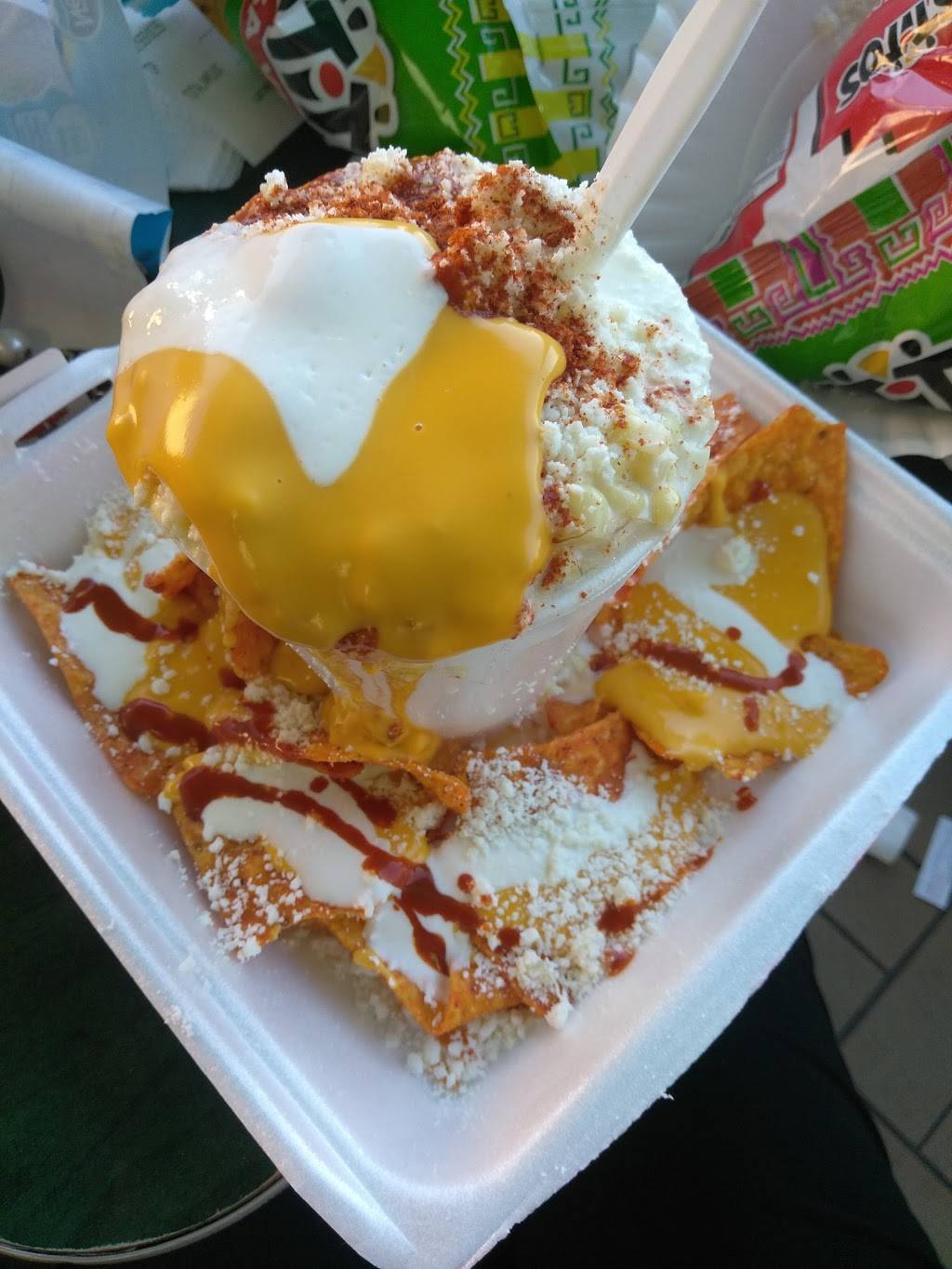 La Carreta de Lily | restaurant | 3326 N 19th Ave, Phoenix, AZ 85015, USA | 6022651279 OR +1 602-265-1279