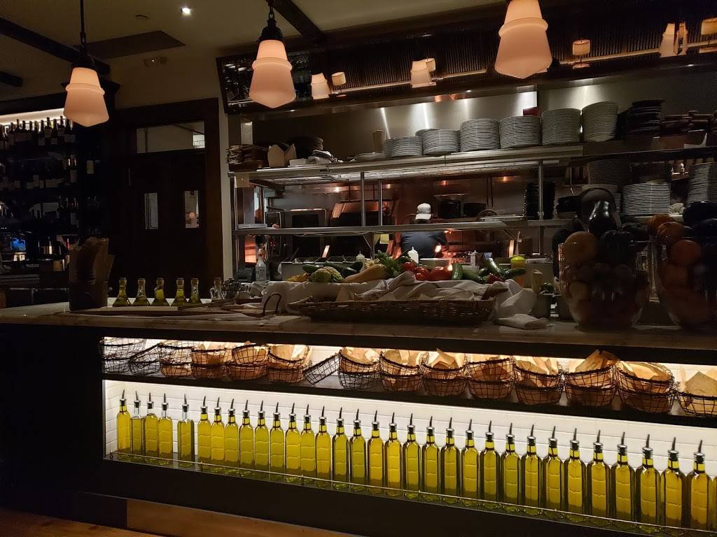 Lulu Kitchen & Bar | restaurant | 126 Main St, Sag Harbor, NY 11963, USA | 6317250900 OR +1 631-725-0900