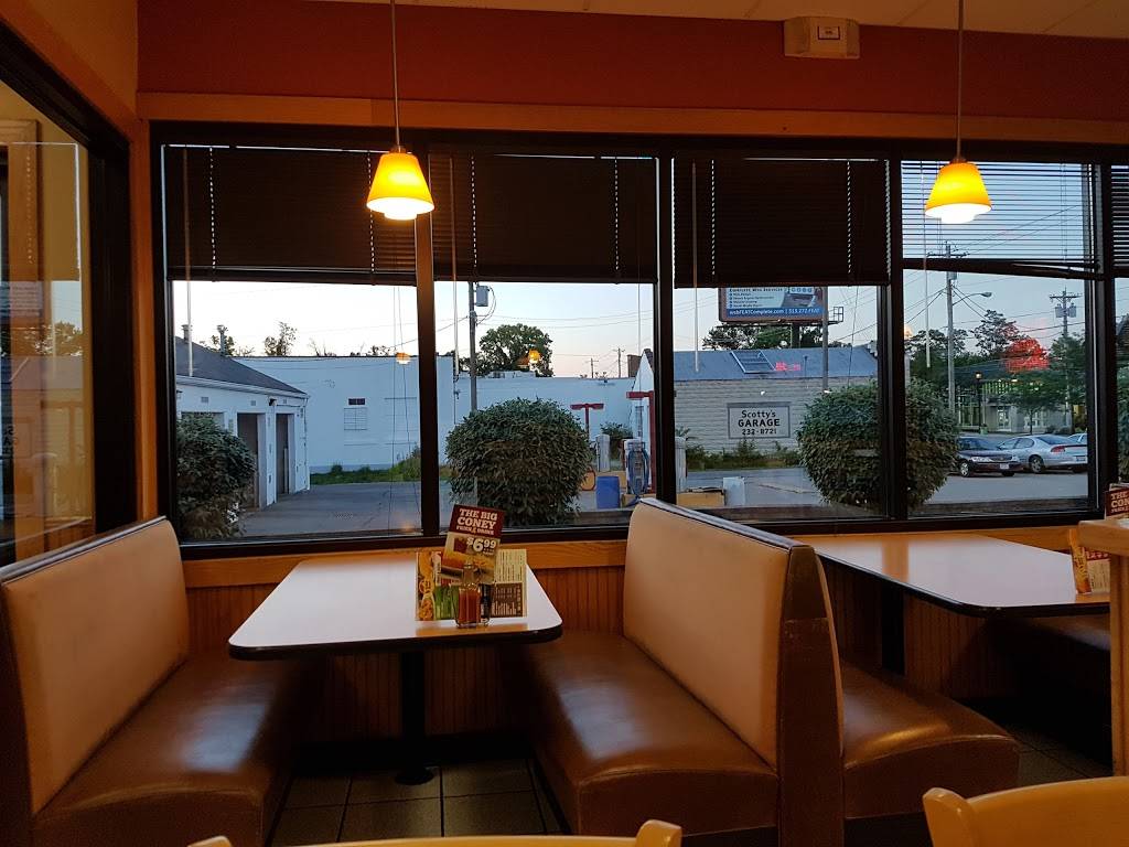 Gold Star Chili | restaurant | 2231 Beechmont Ave, Cincinnati, OH 45230, USA | 5132317602 OR +1 513-231-7602