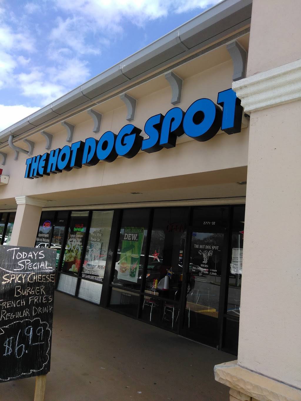 The Hotdog Spot | restaurant | 2771-32 Monument Rd, Jacksonville, FL 32225, USA | 9046460050 OR +1 904-646-0050