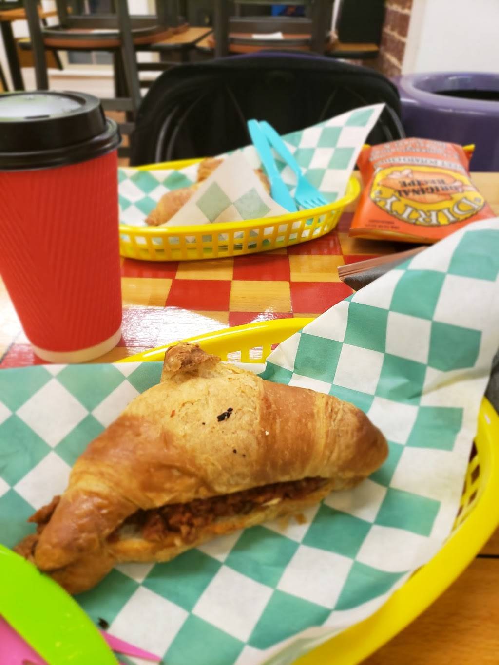 SweetSide Cafe | restaurant | 3543 Chestnut Ave, Baltimore, MD 21211, USA | 4434386469 OR +1 443-438-6469