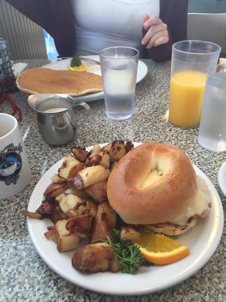 Morning Thunder Cafe | restaurant | 352 Vallombrosa Ave, Chico, CA 95926, USA | 5303429717 OR +1 530-342-9717