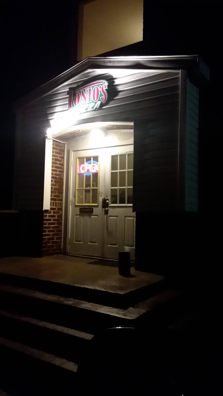 Tonios Pizza | restaurant | 3940 Avon Lake Rd, Litchfield, OH 44253, USA | 3307257666 OR +1 330-725-7666