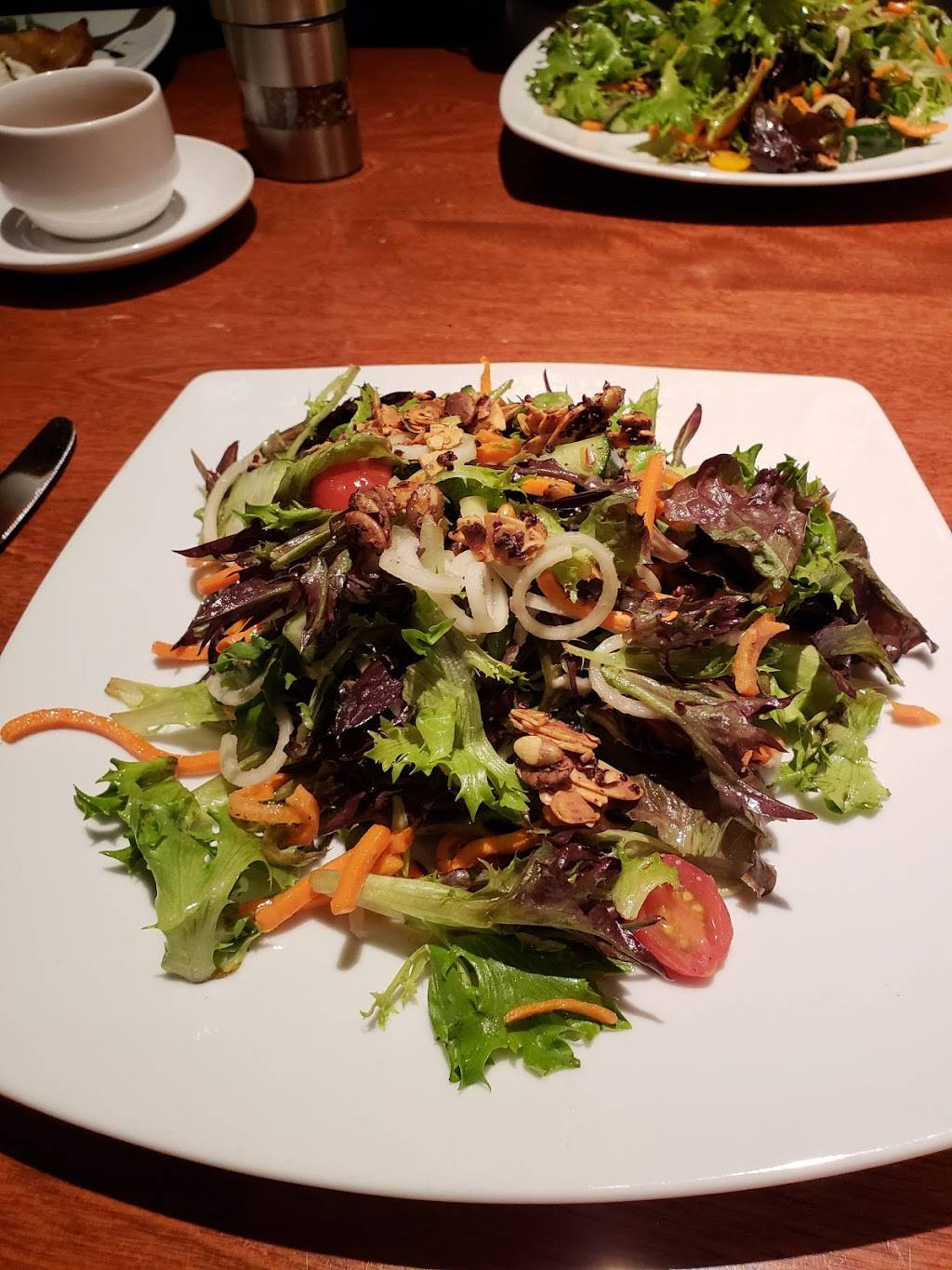 Seasons 52 | restaurant | 3 Oakbrook Center, Oak Brook, IL 60523, USA | 6305714752 OR +1 630-571-4752