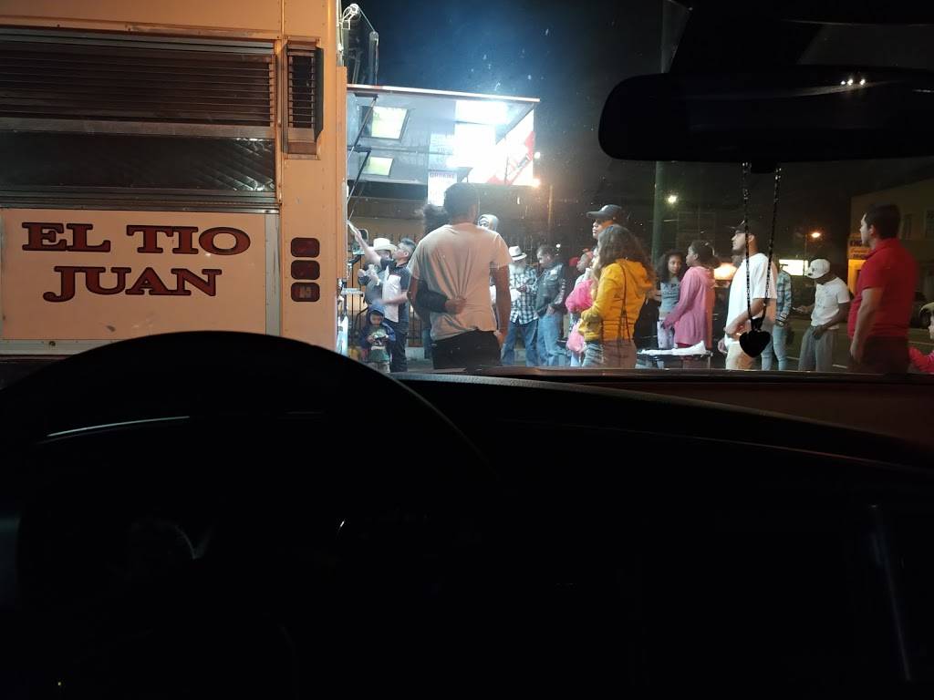 El Tio Juan Taco Truck | restaurant | 4078 Foothill Blvd, Oakland, CA 94601, USA | 5102075884 OR +1 510-207-5884