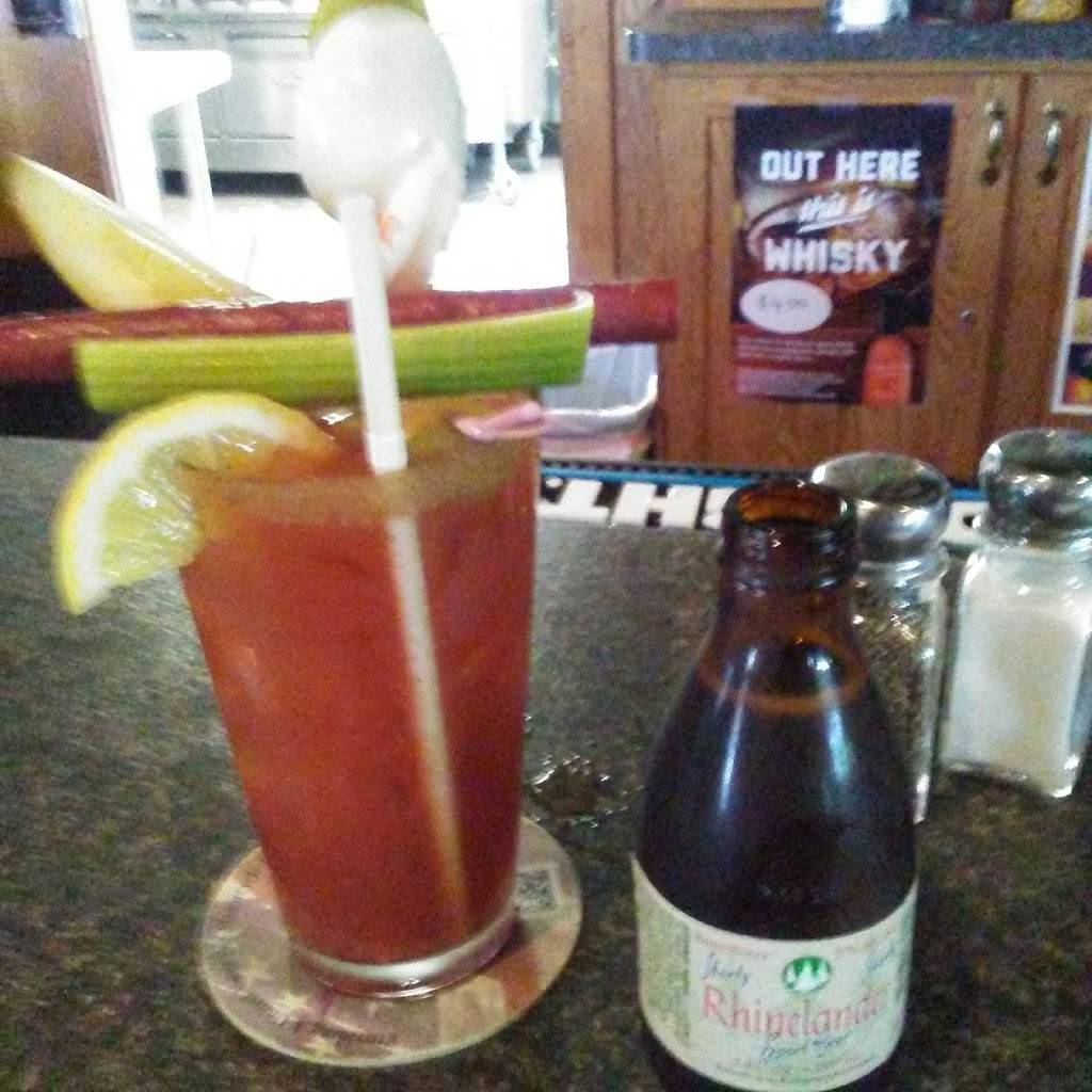 Kettle Bar | restaurant | 6469 E County Rd B, South Range, WI 54874, USA | 7157144215 OR +1 715-714-4215