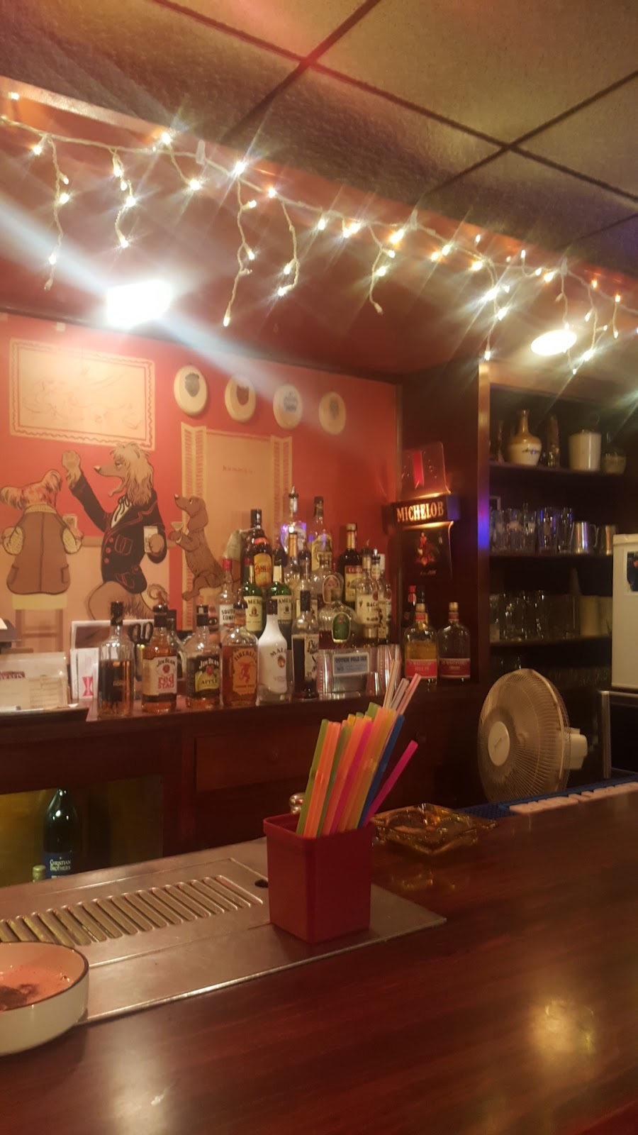 Totem Pole Inn | restaurant | 685 Goose Pond Rd, Lake Ariel, PA 18436, USA | 5705037377 OR +1 570-503-7377