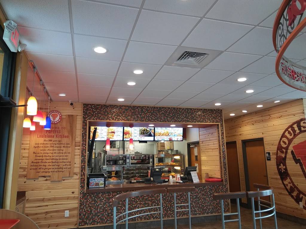 Popeyes Louisiana Kitchen | restaurant | 3763 Sun City Center Blvd, Sun City Center, FL 33573, USA | 8136334275 OR +1 813-633-4275